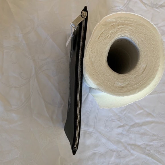 Authentic Dior 1947 Lily Of The Valley Pouch - Picture 4 of 11